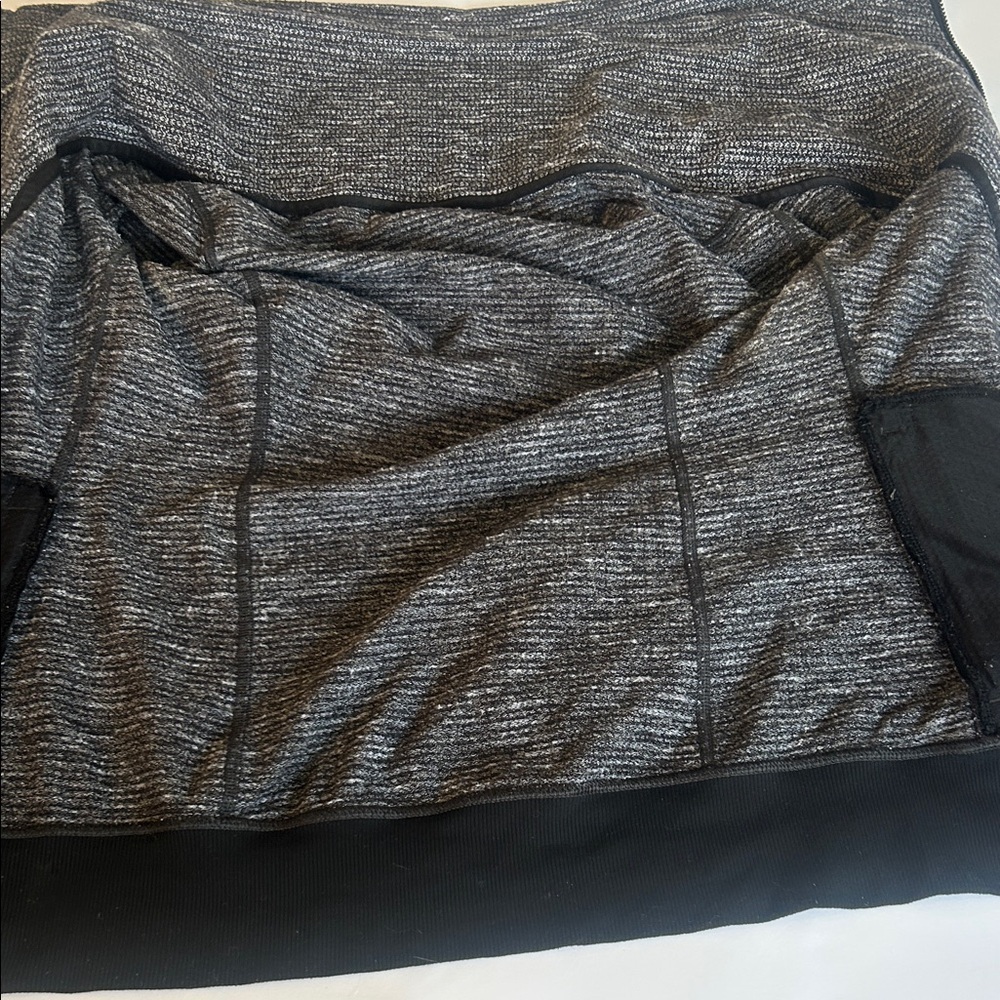 lululemon athletica Women's Charcoal and Black Jacket - Picture 3 of 7
